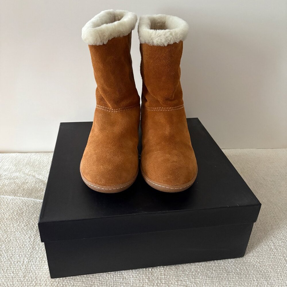 J Crew Short Alpine Boots, Shearling-lined Suede, Sz 8
